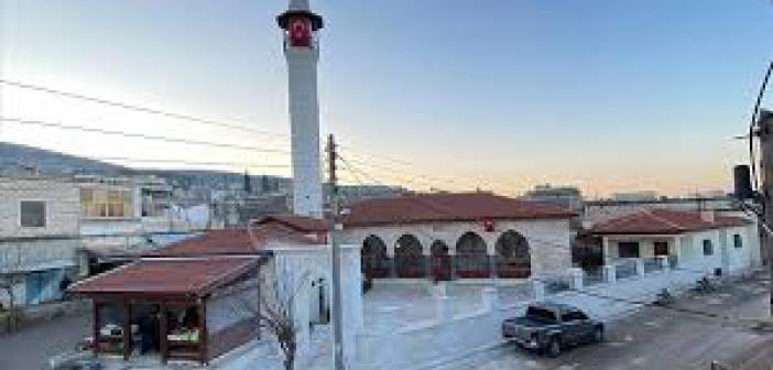 Afrin'deki Ömer Bin Hattab Camii ve Nebi Huri Türbesi Restore Edildi