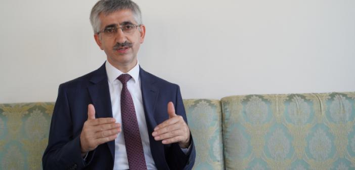 Dr. Nazif Yılmaz ile…   Örgün Eğitimle Birlikte Hafızlık